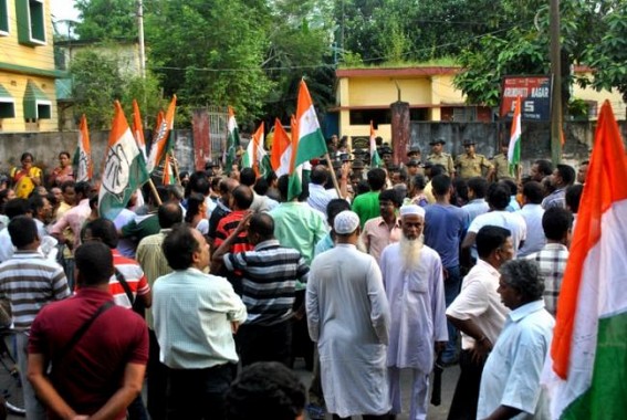 Congress protests against increasing crimes in Tripura